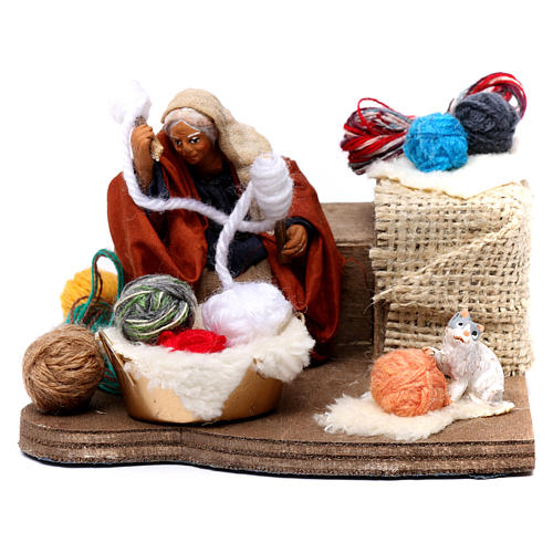 Moving Woman who crochets Neapolitan nativity 10 cm 1