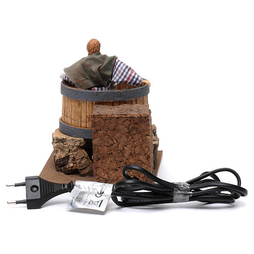 Pressurage des grappes de raisin pour crèche 12 cm 4