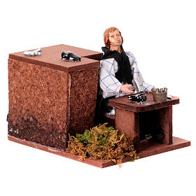 Sapateiro em movimento para presépio com figuras altura média 12 cm