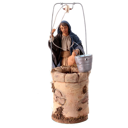 Moving Old Woman at the Well 30 cm Neapolitan nativity 1