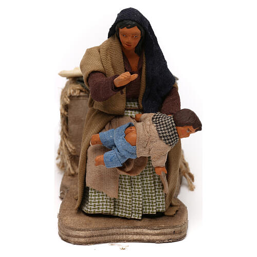 Animated mom spanking child, 12 cm Neapolitan nativity 1
