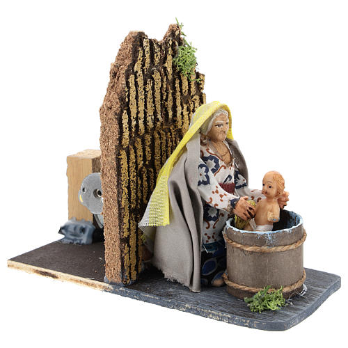 Woman washing baby, animated 7 cm Neapolitan nativity 3