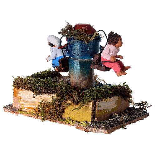 Jardim com brinquedo e crianças cenário para presépio com figuras altura média 10-12 cm, medidas: 15x12x12,5 cm 2