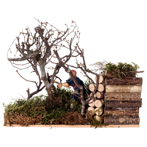 Lumberjack figurine animated cutting tree 12 cm nativity 1