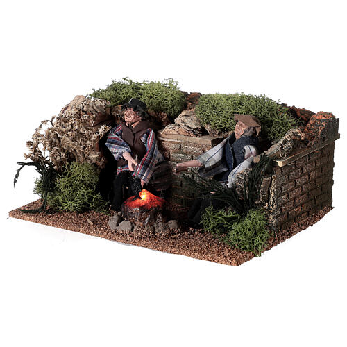 Bivouac with fire effect and men in motion for Nativity Scene with 12 cm characters 2