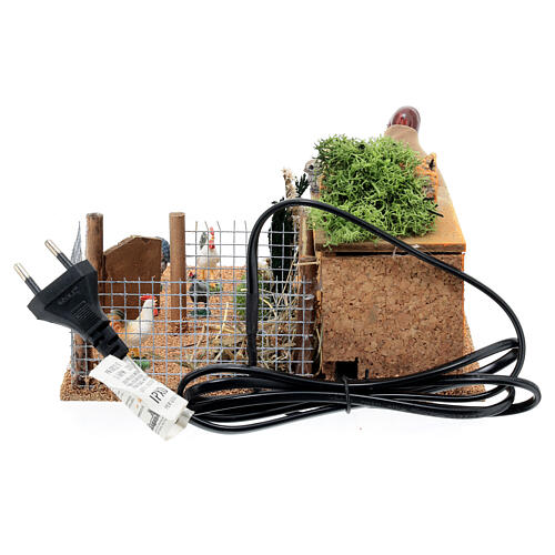 Kobieta przy kurniku, w ruchu, do szopki 12 cm 10