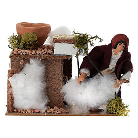 Campesino limpiando de lana movimiento belén 10 cm 10x15x10 cm