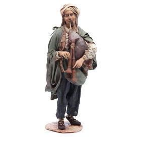 Krippenfiguren von Angela Tripi: Dudelsackpfeifer Tripi Angela 30 cm gebrannter Ton