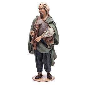 Krippenfiguren von Angela Tripi: Dudelsackpfeifer Tripi Angela 30 cm gebrannter Ton