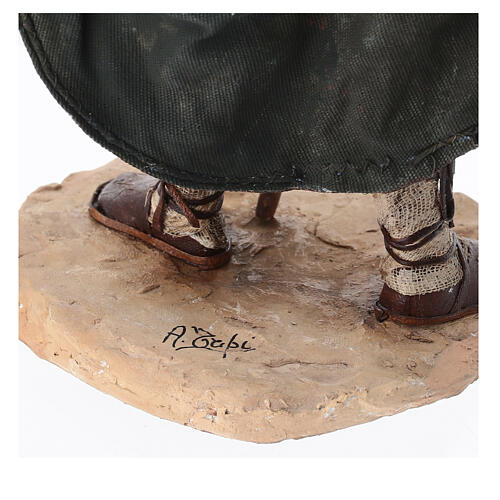 Pastor com cordeiro Angela Tripi terracota para Presépio com figuras de altura média 30 cm 9