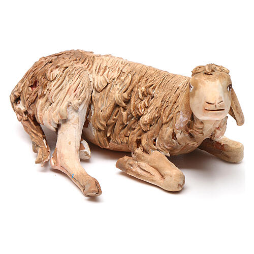 Schaf ruhend, für 18 cm Krippe von Angela Tripi, Terrakotta 3