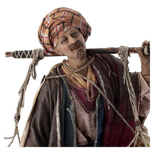 Vendedor com balança 30 cm Angela Tripi terracota 2