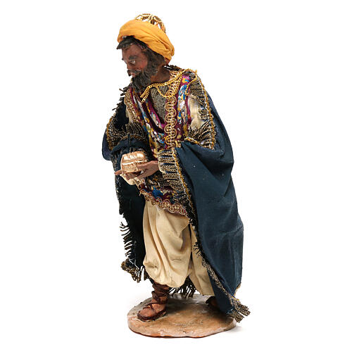 Mulatto Wise Man in terracotta, 13cm by Angela Tripi 3