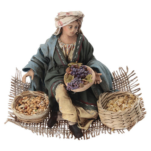 Trauben- und Getreideverkäuferin, für 13 cm Krippe von Angela Tripi, Terrakotta 4