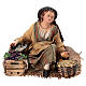 Mujer que vende uvas y cereales Belén 13 cm Angela Tripi terracota s1