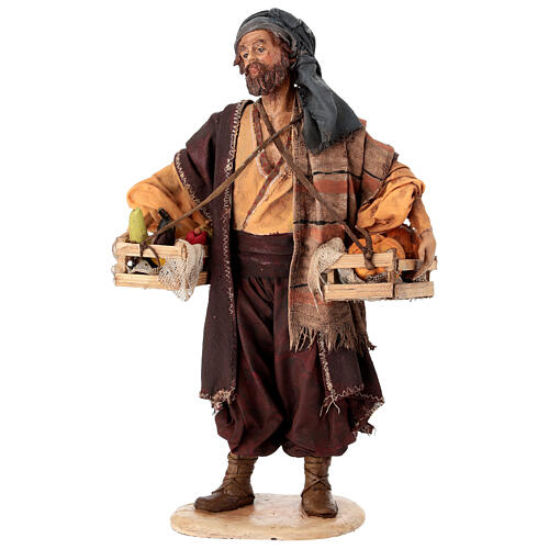 Camponês com legumes 18 cm presépio Angela Tripi 3