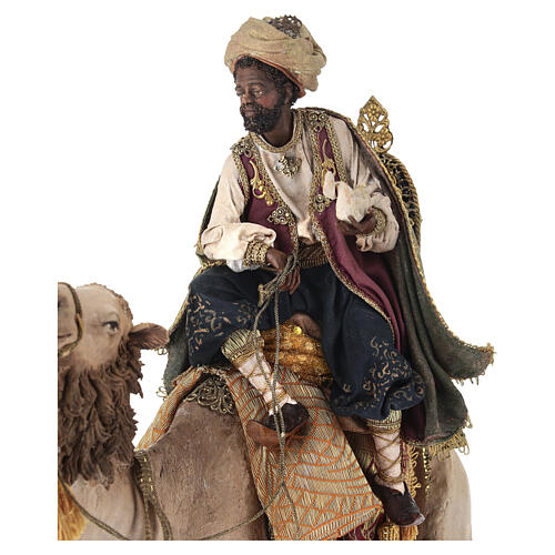 Roi Mage noir au turban sur chameau 18cm Tripi 2