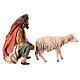 Hirte, ein Schaf melkend, für 13 cm Krippe von Angela Tripi, Terrakotta s3