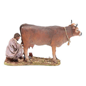 Crèche Noel Angela Tripi: Berger qui trait une vache 13 cm Angela Tripi Crèche Noel Angela Tripi: Berger qui trait une vache 13 cm Angela Tripi