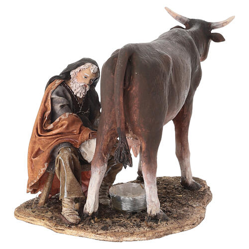 Berger qui trait une vache 13 cm Angela Tripi 5