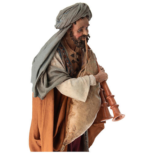Joueur de cornemuse 30 cm crèche Angela Tripi 4