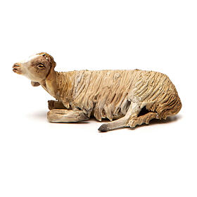 Kauerndes Schaf, für 18 cm Krippe von Angela Tripi, Terrakotta