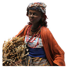Frau mit Stroh und Säcken, für 30 cm Krippe von Angela Tripi, Terrakotta