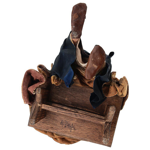 Mary cradling Baby 30cm Angela Tripi 8