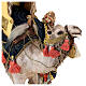 Heiliger König von einem Kamel herabsteigend, für 30 cm Krippe von Angela Tripi, Terrakotta s12