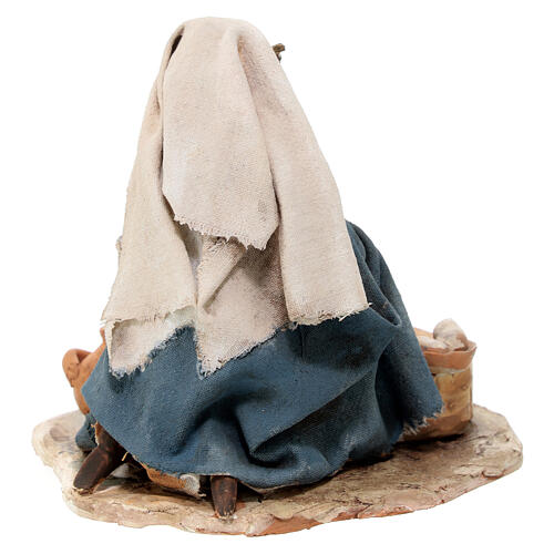 Wäscherin, für 13 cm Krippe von Angela Tripi, Terrakotta 5