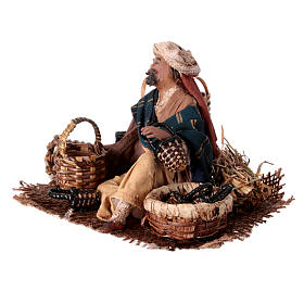 Korbhändler, für 13 cm Krippe von Angela Tripi, Terrakotta