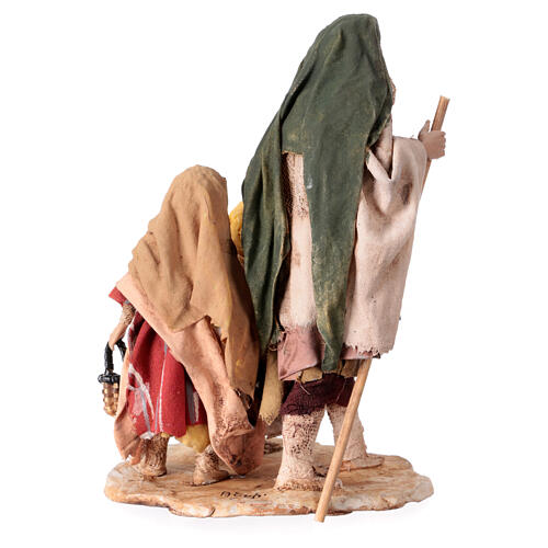 Nativity scene figurine, shepherd with two little children 13 cm made by Angela Tripi. 7