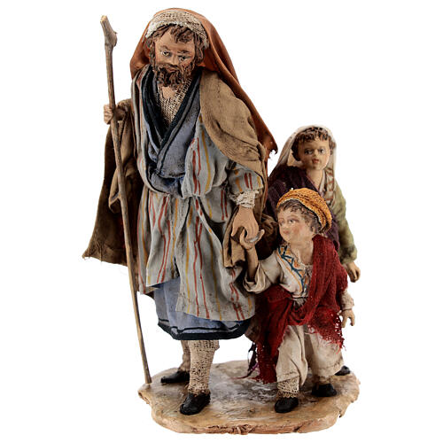 Nativity scene figurine, shepherd with two little children 13 cm made by Angela Tripi. 1