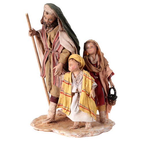 Nativity scene figurine, shepherd with two little children 13 cm made by Angela Tripi. 1