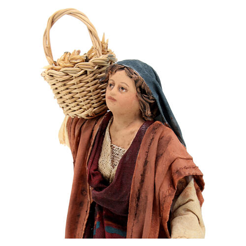 Nativity scene figurine, woman with seeds baskets, 13 cm made by Angela Tripi 2