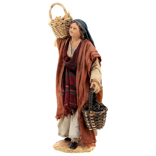 Nativity scene figurine, woman with seeds baskets, 13 cm made by Angela Tripi 3