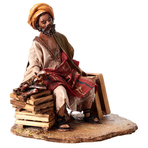 Nativity scene figurine, fish seller 13 cm made by Angela Tripi 4