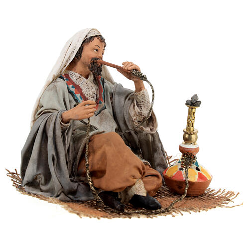 Man smoking narghile 13cm, Nativity Scene by Angela Tripi 4