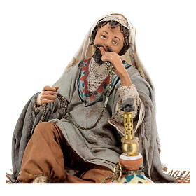 Pastore che fuma il narghilè 13 cm presepe Angela Tripi