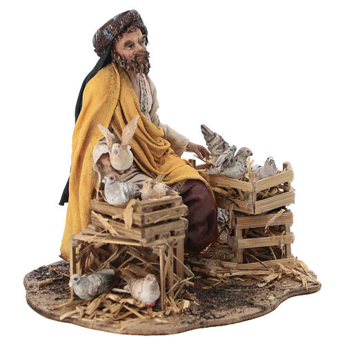 Pasteur assis avec colombes 13 cm crèche Angela Tripi 3