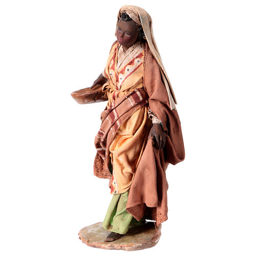 Woman with plate 13cm, Nativity Scene by Angela Tripi 3