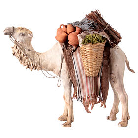 Stehendes Kamel mit Last, für 13 cm Krippe von Angela Tripi, Terrakotta
