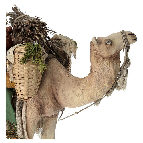 Stehendes Kamel mit Last, für 13 cm Krippe von Angela Tripi, Terrakotta 2