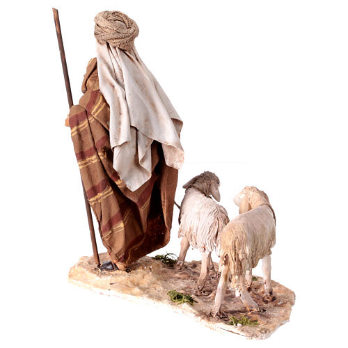 Hirte mit zwei Schafen, für 13 cm Krippe von Angela Tripi, Terrakotta 4