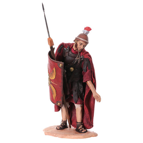Römischer Soldat in gebeugter Haltung, für 18 cm Krippe von Angela Tripi, Terrakotta 4