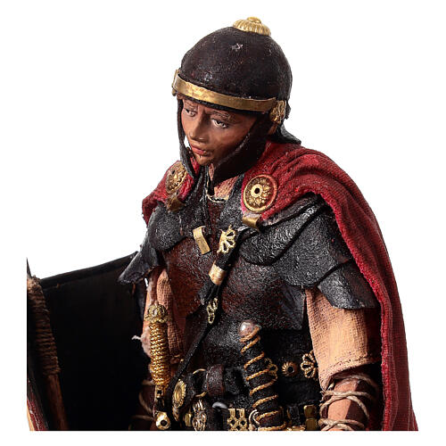 Roman Soldier stooped over 18 cm Angela Tripi 6