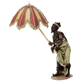 Servant with umbrella, 30 cm nativity Angela Tripi