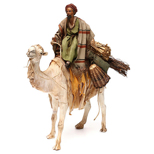 Camelo com homem sobre as costas dele para presépio Angela Tripi altura média 18 cm 3