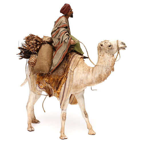 Camelo com homem sobre as costas dele para presépio Angela Tripi altura média 18 cm 4