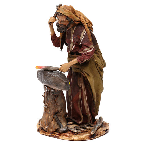 Nativity Scene figurine Man with anvil, Angela Tripi 18 cm 3